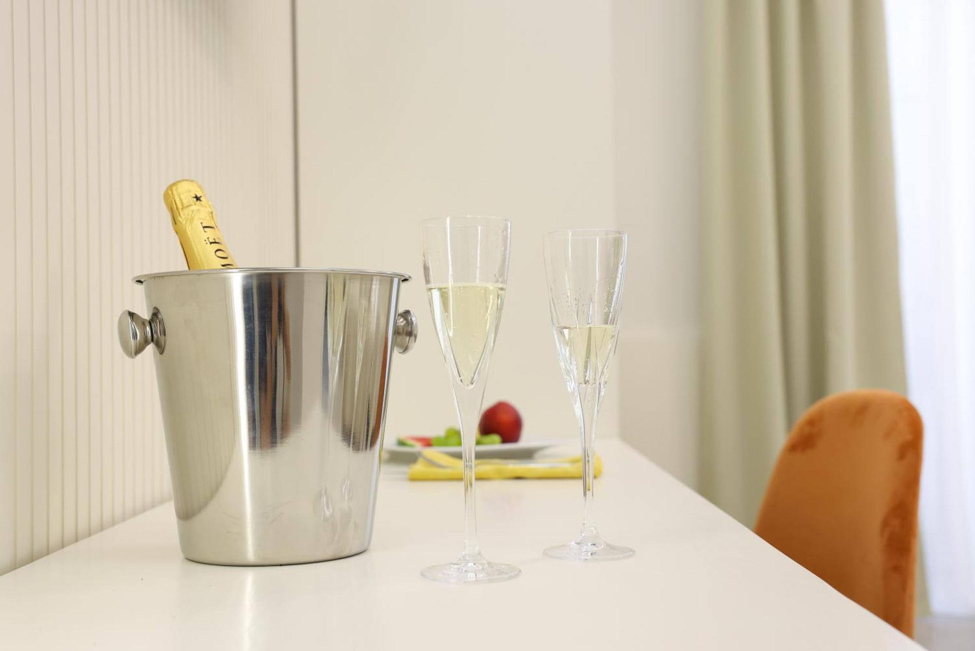 Nazzari B&B トロペーア エクステリア 写真