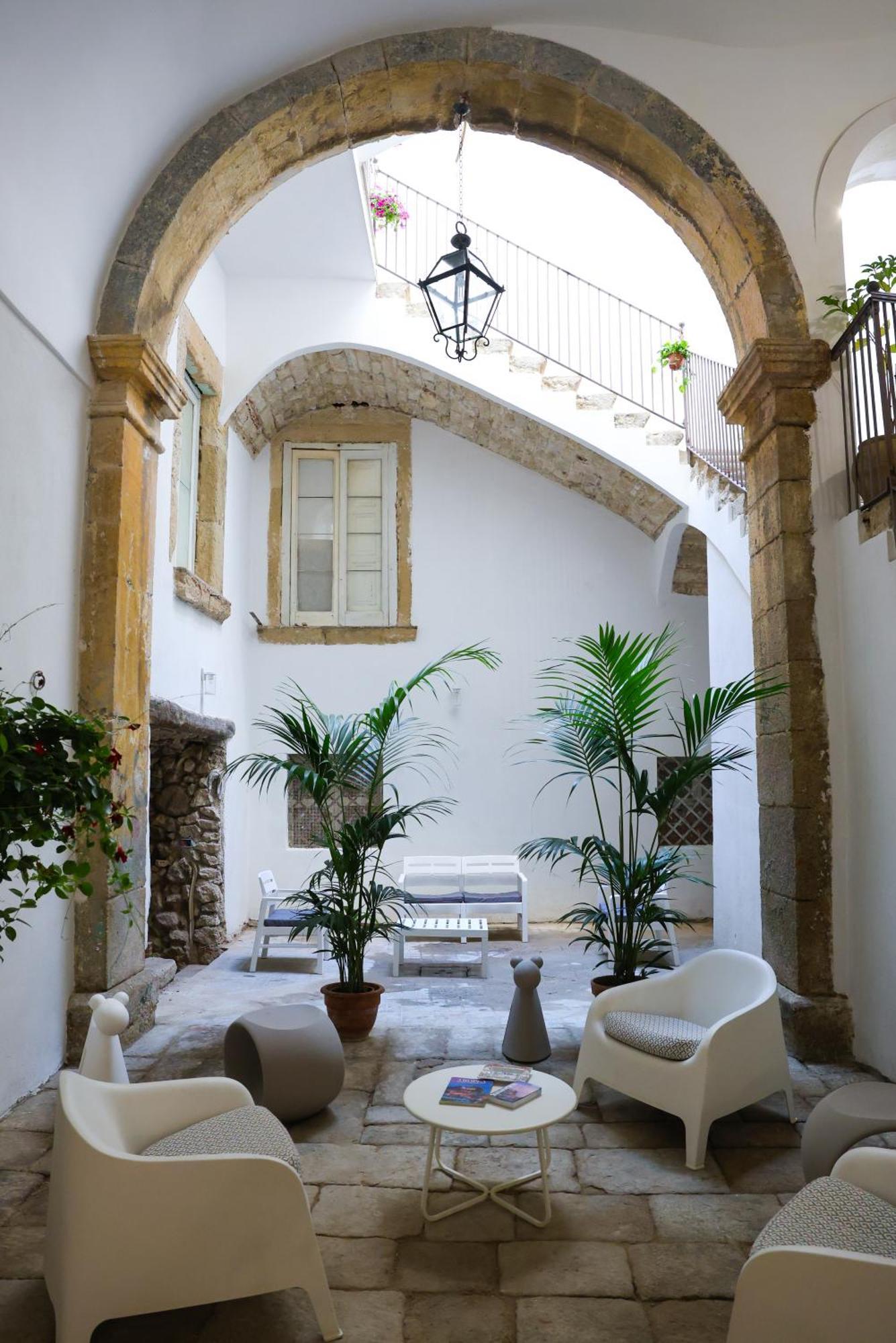 Nazzari B&B トロペーア エクステリア 写真