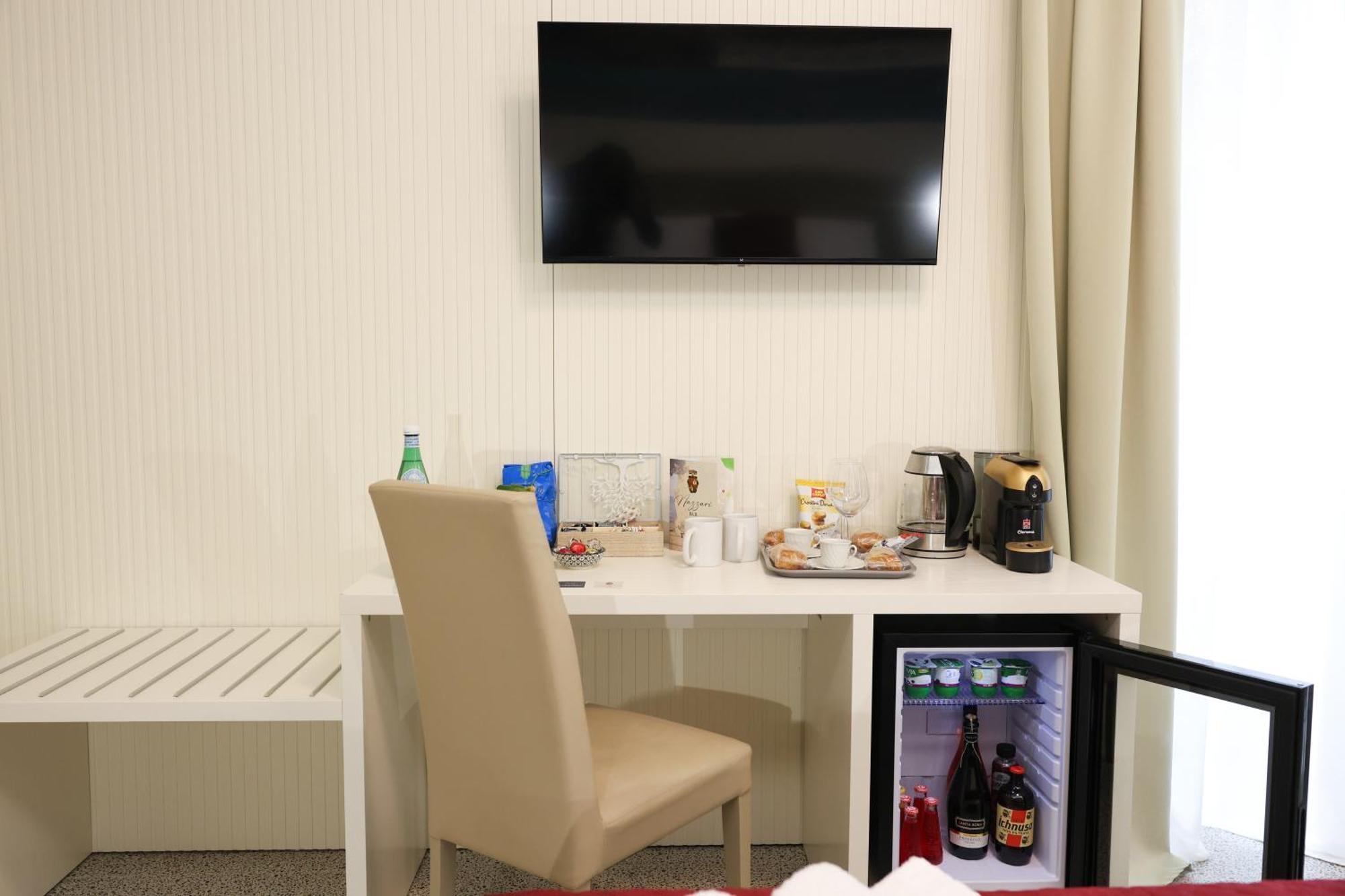 Nazzari B&B トロペーア エクステリア 写真